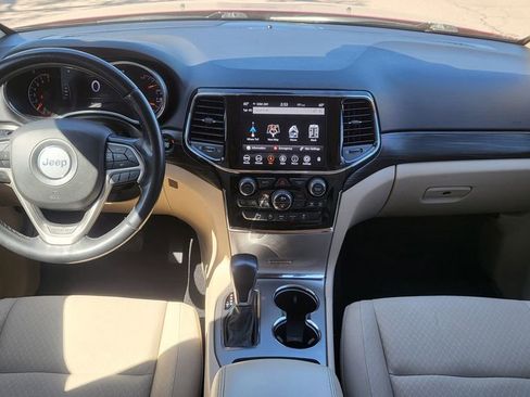 Used 2022 Jeep Grand Cherokee Laredo E image 27