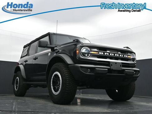 Used 2023 Ford Bronco Big Bend w/ Sasquatch Package AWD/4WD image 34