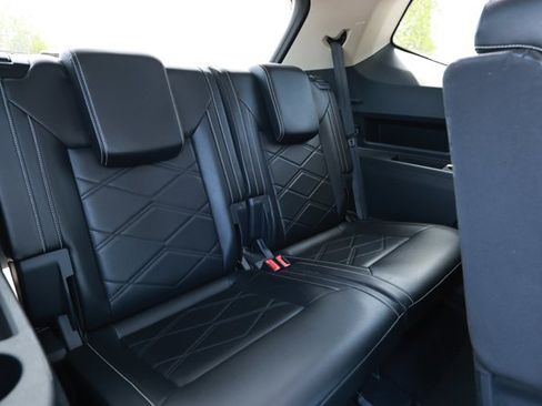 Used 2024 Volkswagen Atlas SE FWD image 32