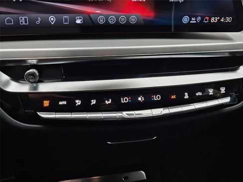 New 2026 Cadillac Lyriq V w/ Exterior Carbon Fiber Package AWD/4WD image 19