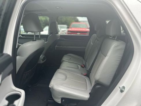 Used 2022 Hyundai Palisade SEL w/ 8P Bench Seat Package FWD image 24