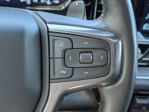 Used 2023 Chevrolet Silverado 1500 High Country w/ High Country Premium Package AWD/4WD image 24