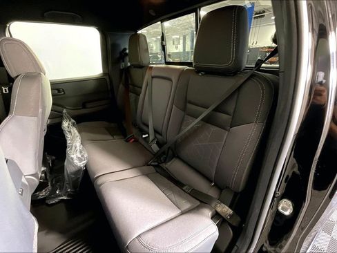New 2026 Nissan Frontier SV w/ Tow Package AWD/4WD image 12