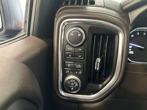 Used 2019 GMC Sierra 1500 SLT w/ SLT Premium Plus Package AWD/4WD image 24