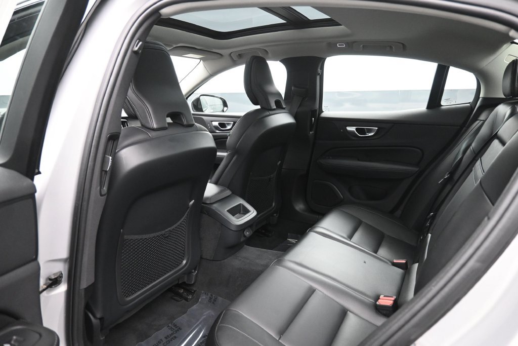 Used 2024 Volvo S60 B5 Core FWD image 26