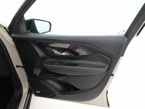 Used 2023 GMC Terrain AT4 w/ Infotainment Package II image 20