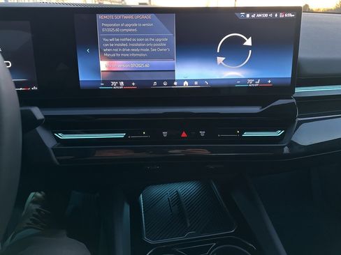 Used 2026 BMW 530i 530i image 10