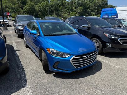 Used 2017 Hyundai Elantra SE w/ SE A/T Tech Package 03