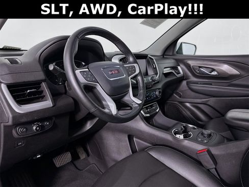 Used 2024 GMC Terrain SLT image 10