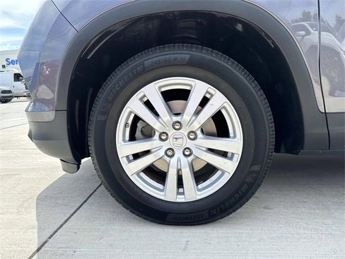 Used 2018 Honda Pilot LX image 4