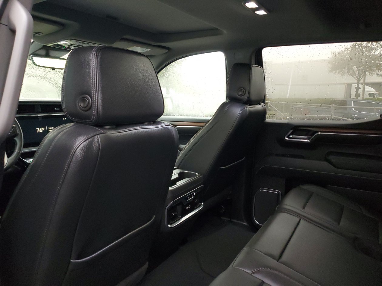 Used 2025 GMC Sierra 1500 Denali w/ Denali Reserve Package AWD/4WD image 10