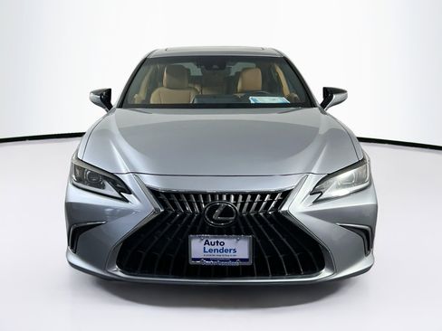 Used 2022 Lexus ES 350 w/ Premium Package FWD image 2