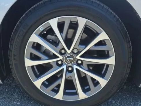Used 2022 Lexus ES 300h w/ Premium Package FWD image 54