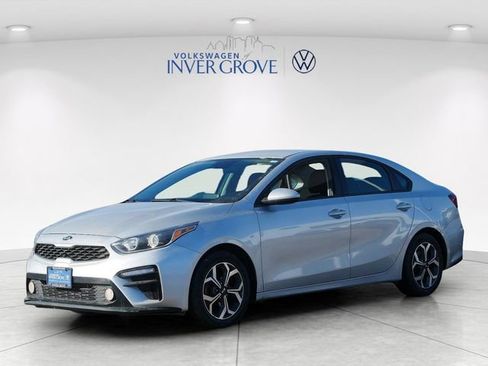 Used 2020 Kia Forte LXS FWD image 3