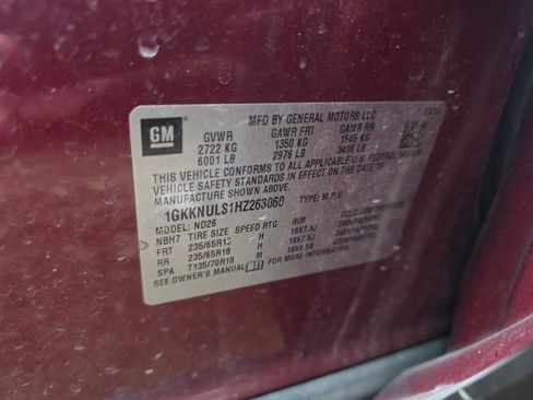 Used 2017 GMC Acadia SLT image 13