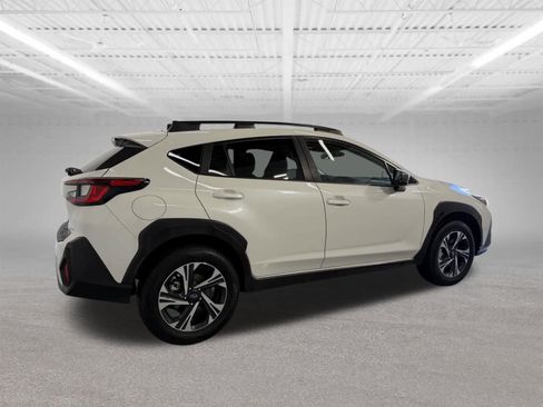 Used 2024 Subaru Crosstrek 2.0i Premium w/ Crosstrek Mirror Package AWD/4WD image 6