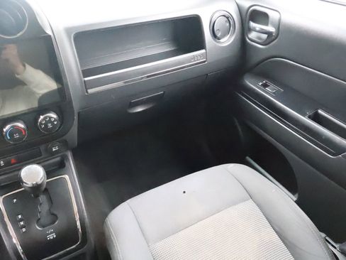 Used 2016 Jeep Patriot Sport w/ Power Value Group AWD/4WD image 29