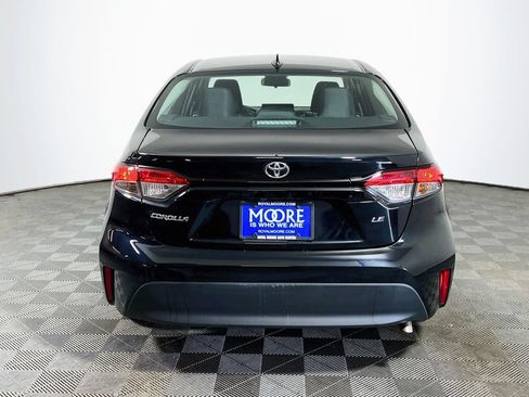 Certified 2025 Toyota Corolla LE FWD image 6