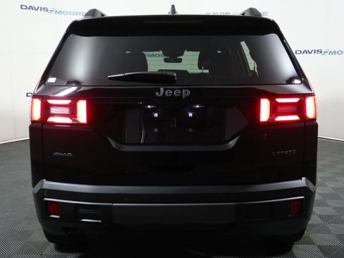 New 2026 Jeep Cherokee Laredo AWD/4WD image 7