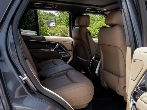 New 2026 Land Rover Range Rover SE AWD/4WD image 49