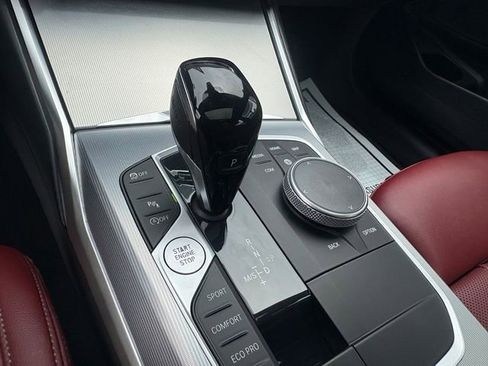 Used 2022 BMW 330i xDrive Sedan w/ Driving Assistance Package image 27