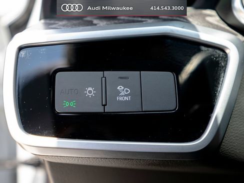 Used 2025 Audi A6 2.0T Premium w/ Convenience Plus Package AWD/4WD image 23