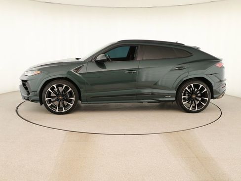 Used 2024 Lamborghini Urus S image 2