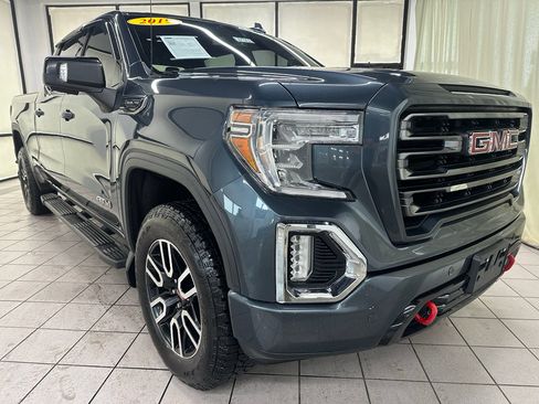 Used 2019 GMC Sierra 1500 AT4 w/ AT4 Premium Package image 2