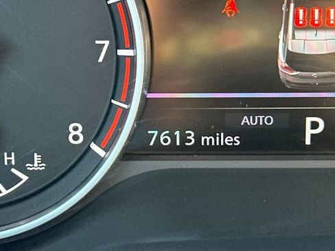 Used 2023 Nissan Rogue SV image 14