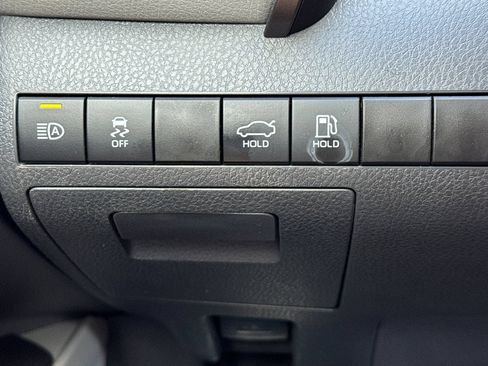 Used 2024 Toyota Camry LE FWD image 28