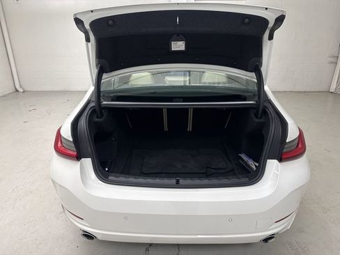 Certified 2023 BMW 330i xDrive Sedan w/ Driving Assistance Package image 27