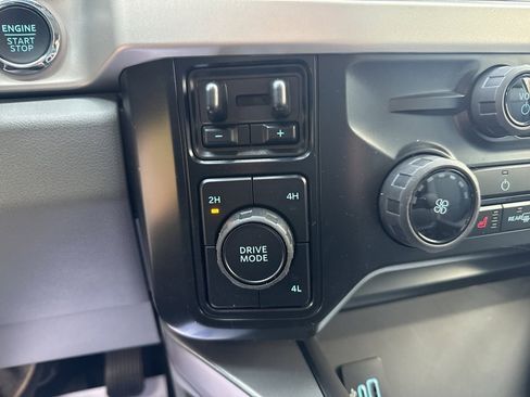 New 2026 Ford F250 XLT w/ XLT Premium Package image 37