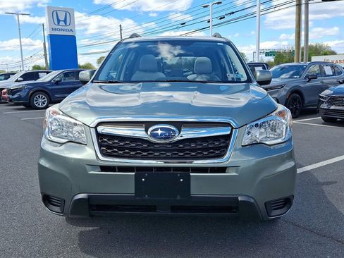 Used 2015 Subaru Forester 2.5i Premium AWD/4WD image 2
