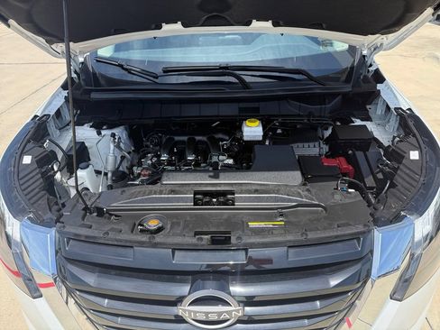 Used 2025 Nissan Pathfinder SV FWD image 19