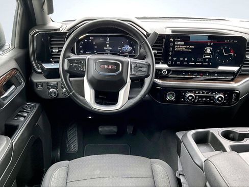 Used 2024 GMC Sierra 1500 Elevation image 7