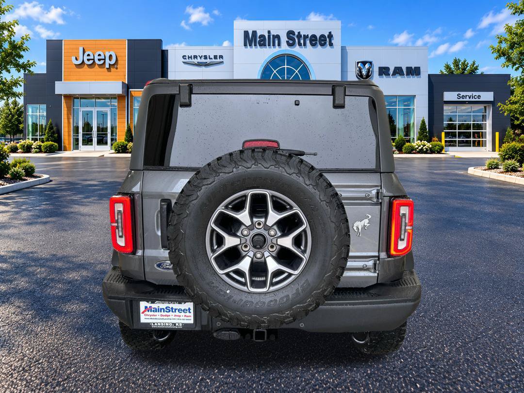 Used 2022 Ford Bronco Badlands AWD/4WD image 4