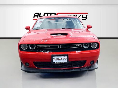 Used 2022 Dodge Challenger GT image 2
