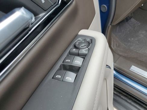 New 2026 GMC Yukon Elevation w/ Elevation Premium Package image 18