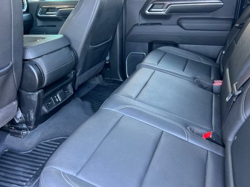 Used 2024 Chevrolet Silverado 2500 LTZ AWD/4WD image 12