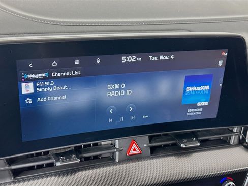 Used 2025 Kia Sportage SX image 19