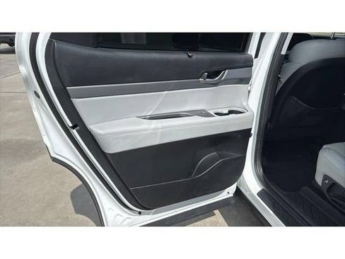 Used 2022 Hyundai Palisade SEL w/ 8P Bench Seat Package FWD image 18