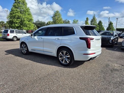 Used 2020 Cadillac XT6 Premium Luxury FWD image 4