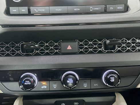 Used 2023 Honda Accord LX image 21