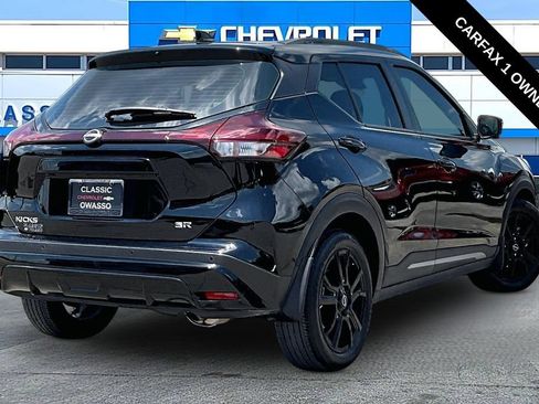 Used 2023 Nissan Kicks SR w/ SR Premium Package FWD image 19