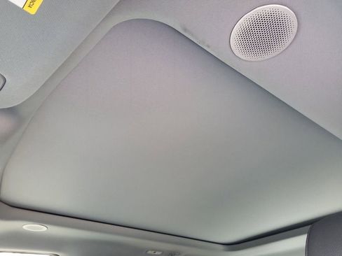 Used 2022 Ford F150 Lariat w/ Equipment Group 502A High image 23