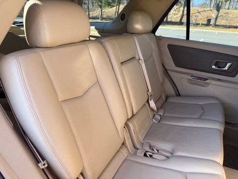 Used 2006 Cadillac SRX w/ Drivers Level One Package AWD/4WD image 19