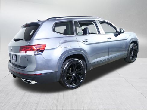 Certified 2023 Volkswagen Atlas SE w/ Panoramic Sunroof Package image 7