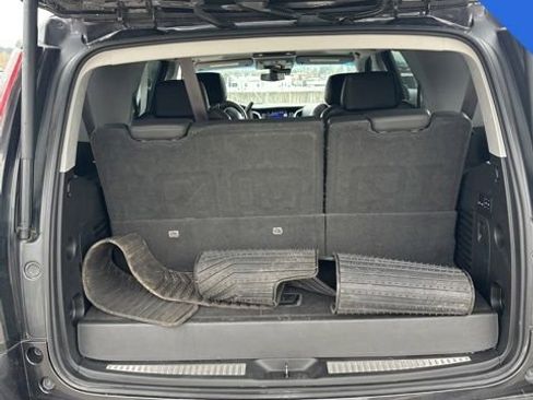 Used 2017 Cadillac Escalade Premium Luxury image 12