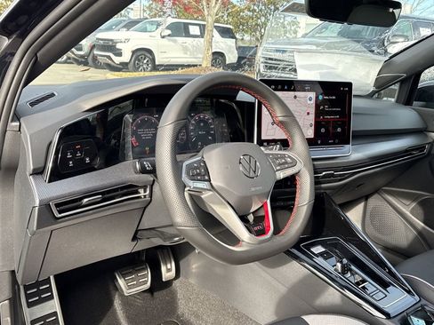 New 2026 Volkswagen GTI SE FWD image 10