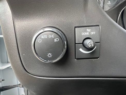 New 2026 Chevrolet Express 2500 RWD image 18